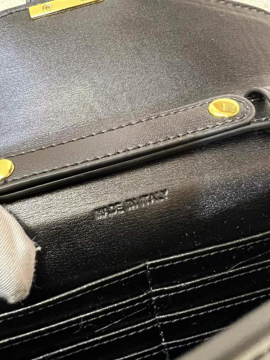 Picture of Celine Handbags _SKUfw225667937fw